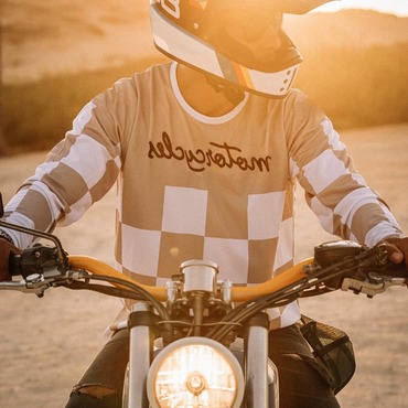 1900s Retro Checkerboard Motorcycle Chic Long Sleeve T-shirt