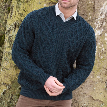 Men's Cable Knit V-neck Chic Wool Sweater