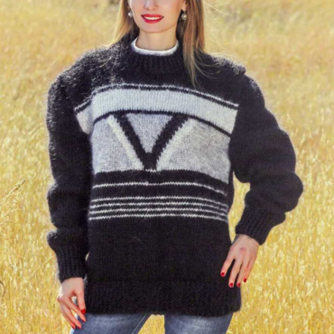 Ladies Vintage Long-sleeved Black Chic Crew Neck Oversized Knitted Mohair Sweater