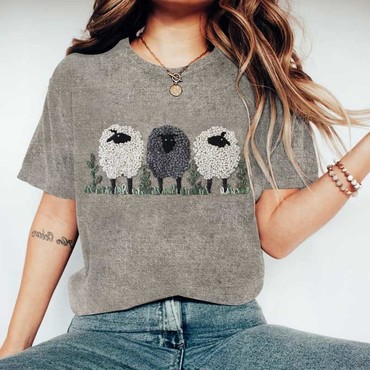 Women's Vintage Farm Sheep Chic Casual Print Round Neck Short Sleeve T-shirt