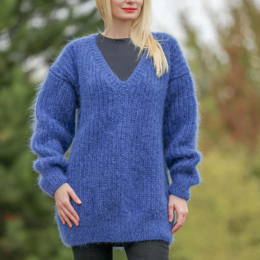 Ladies Vintage Long-sleeved Blue Chic Icelandic V-neck Oversized Knitted Mohair Sweater