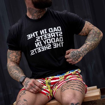 Men's Vintage Dad In Chic The Streets Daddy In The Sheets Print Short Sleeve Crew Neck T-shirt