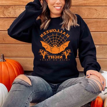 Women's Vintage Halloween Bat Chic Long Sleeve Crew Neck Sweatshirt