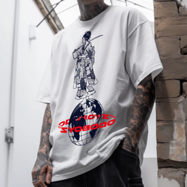 Sword-bearing Geisha On Globe Chic Men's Fashion Print T-shirt