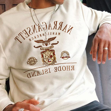 Retro Men's Island Crew Neck Chic Sweater